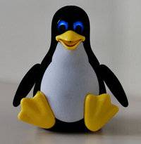 TuxDroid a les yeux qui brillent TuxDroid a les yeux qui brillent